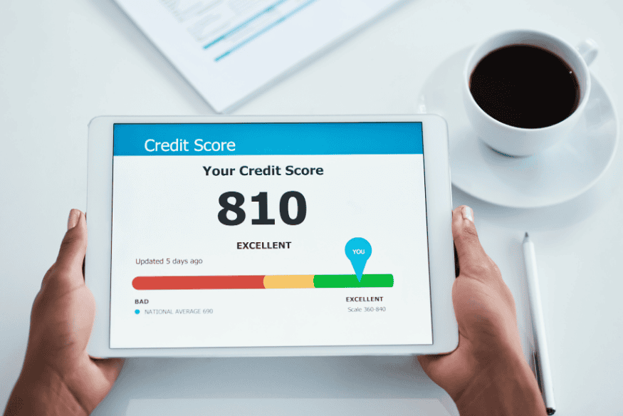 Tablet screen showing an excellent 810 credit score, affected by how many credit cards you have and how you use them